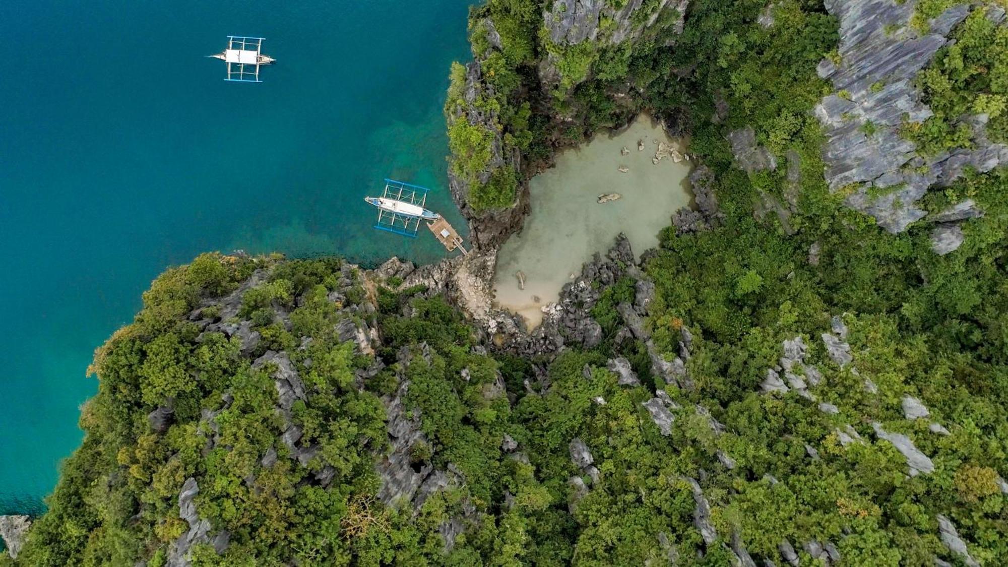 Solina Beach & Nature Resort Carles Экстерьер фото