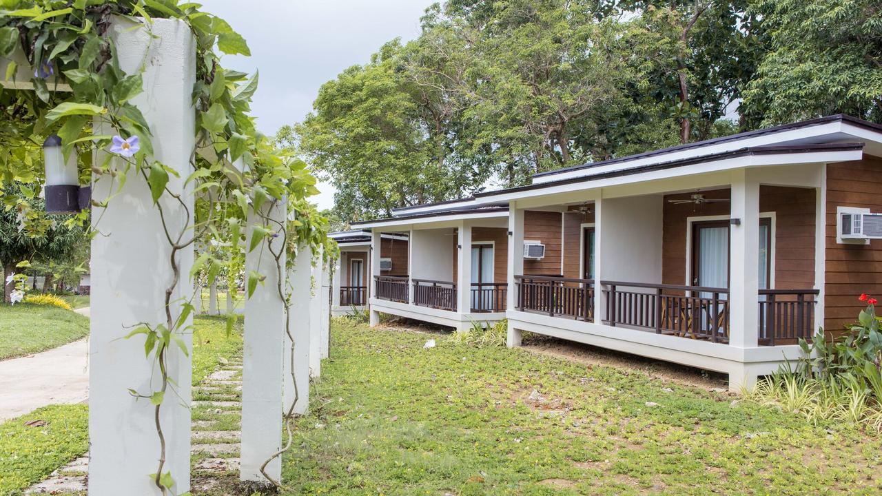 Solina Beach & Nature Resort Carles Экстерьер фото