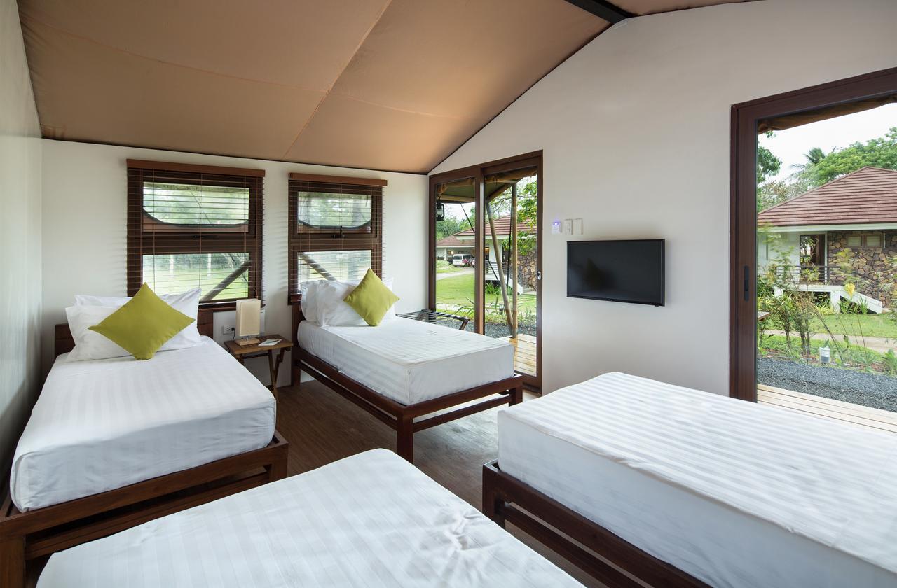 Solina Beach & Nature Resort Carles Экстерьер фото